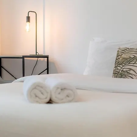 Centre - & Functional *